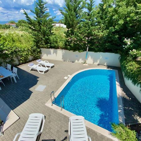 Private Pool And Mediterranean Garden Apt Mia Šilo Exterior foto