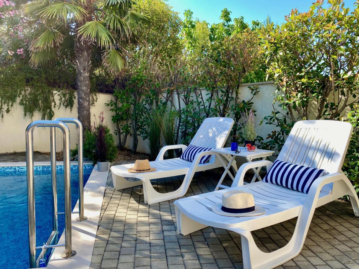 Private Pool And Mediterranean Garden Apt Mia Šilo Exterior foto